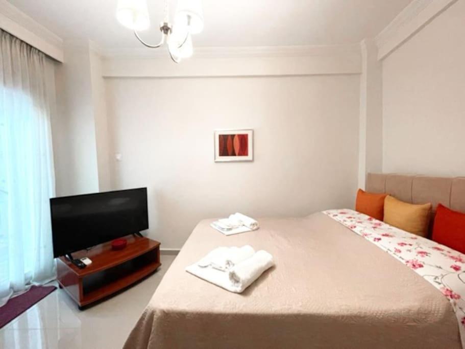 Crimson Suite: 1-Bedroom Apartment In Salonic Exterior foto